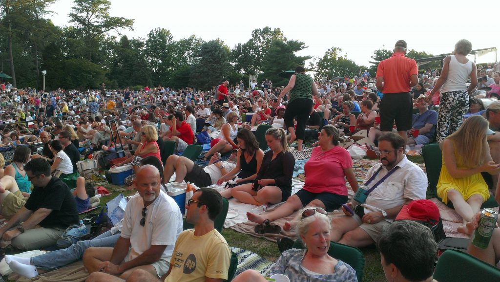 Fans were packed on Wolf Trap's lawn